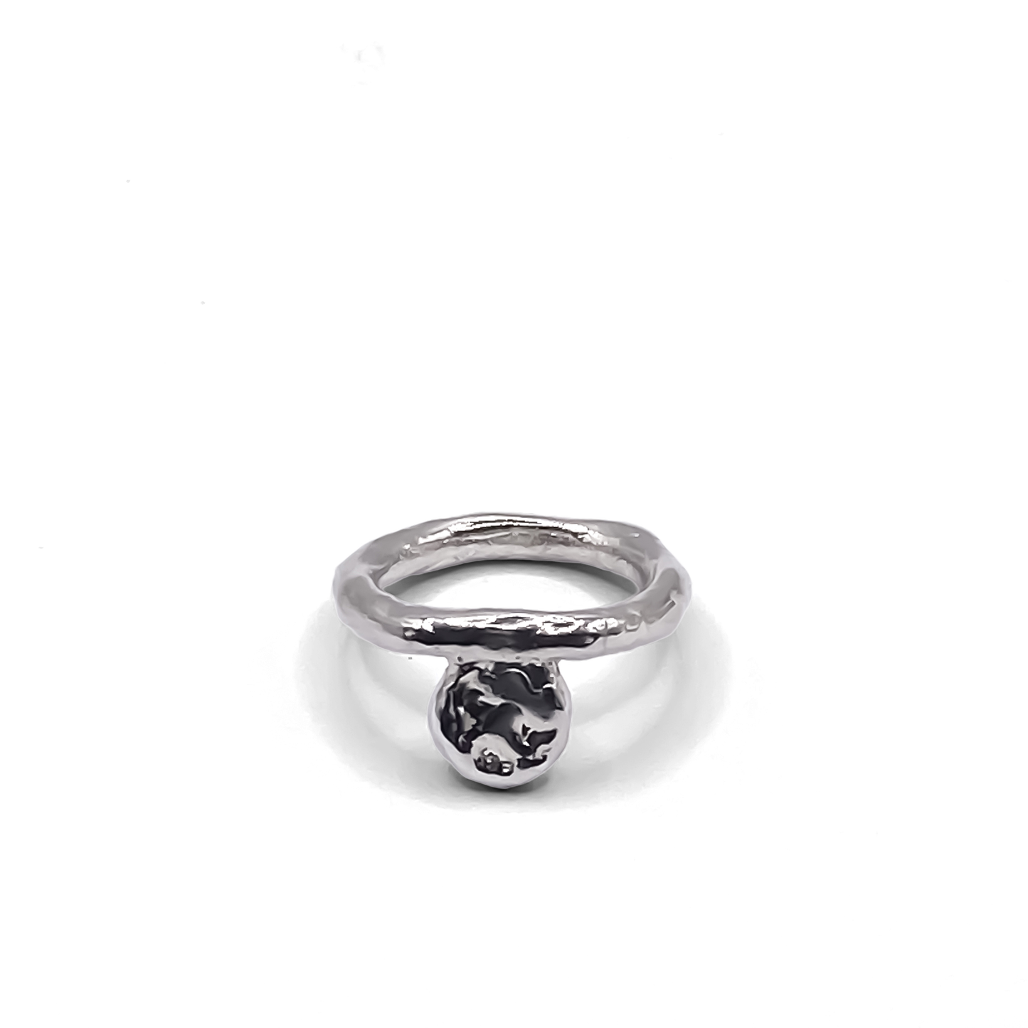 Circle Accent Ring