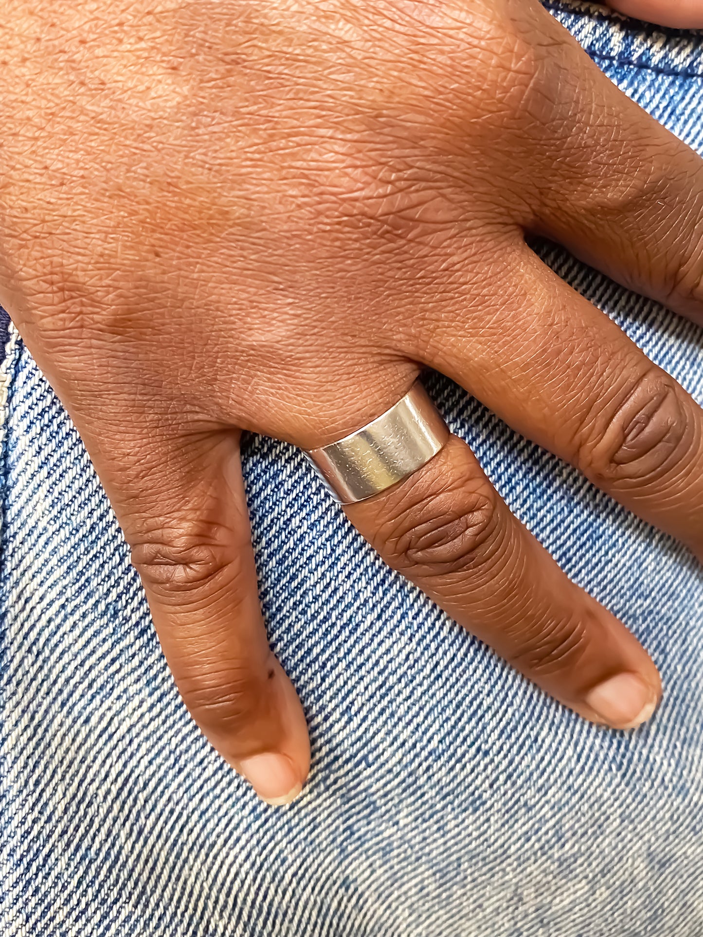Chike's ring band ring men in silver or gold with sleek design and free shipping available