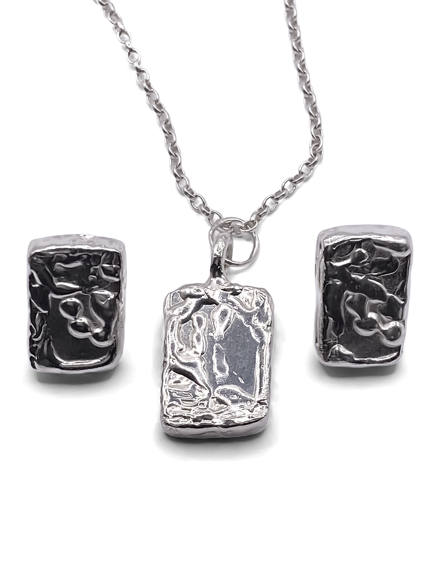 Rectangular sculpted jewellery set with earrings and pendant, sleek textured silver or gols, delicate and minimal with free shipping
