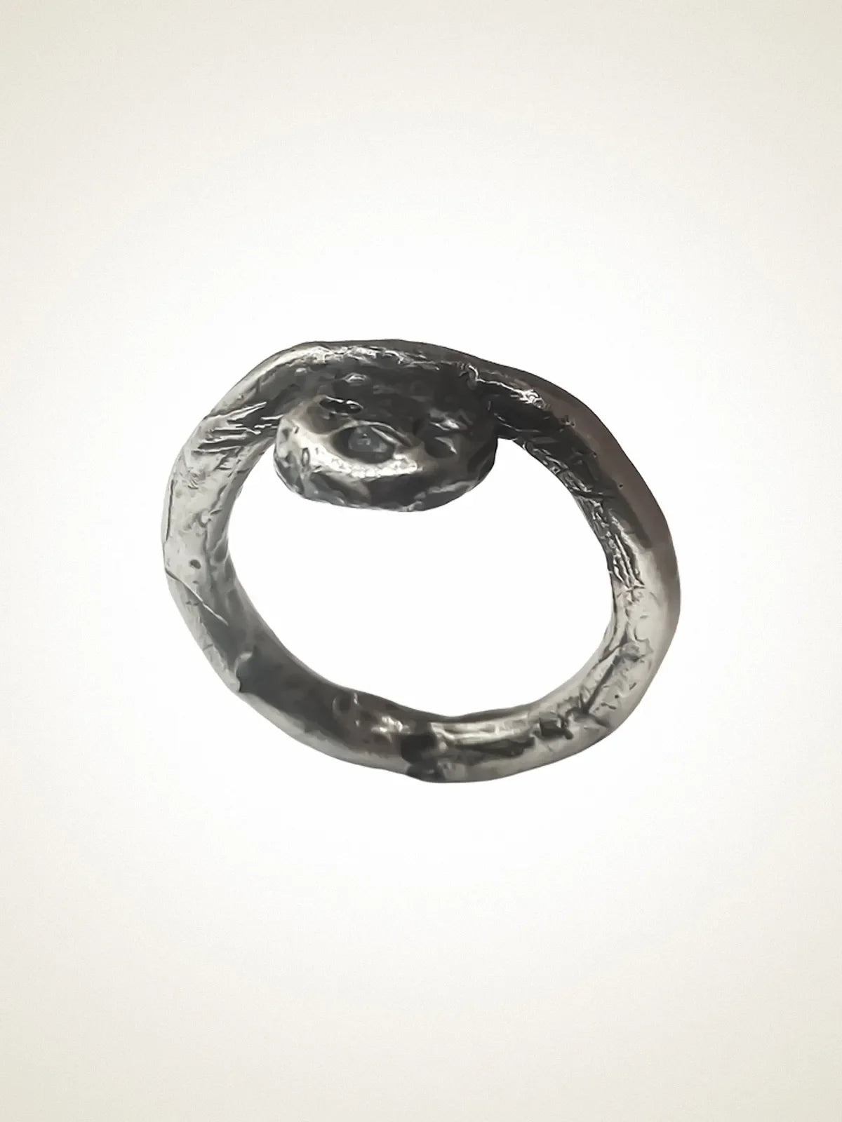 Circle Accent Ring handmade luxury ring, premium metal finish, sophisticated style, close-up