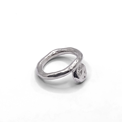 Circle Accent Ring