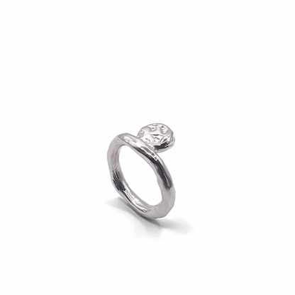Circle Accent Ring