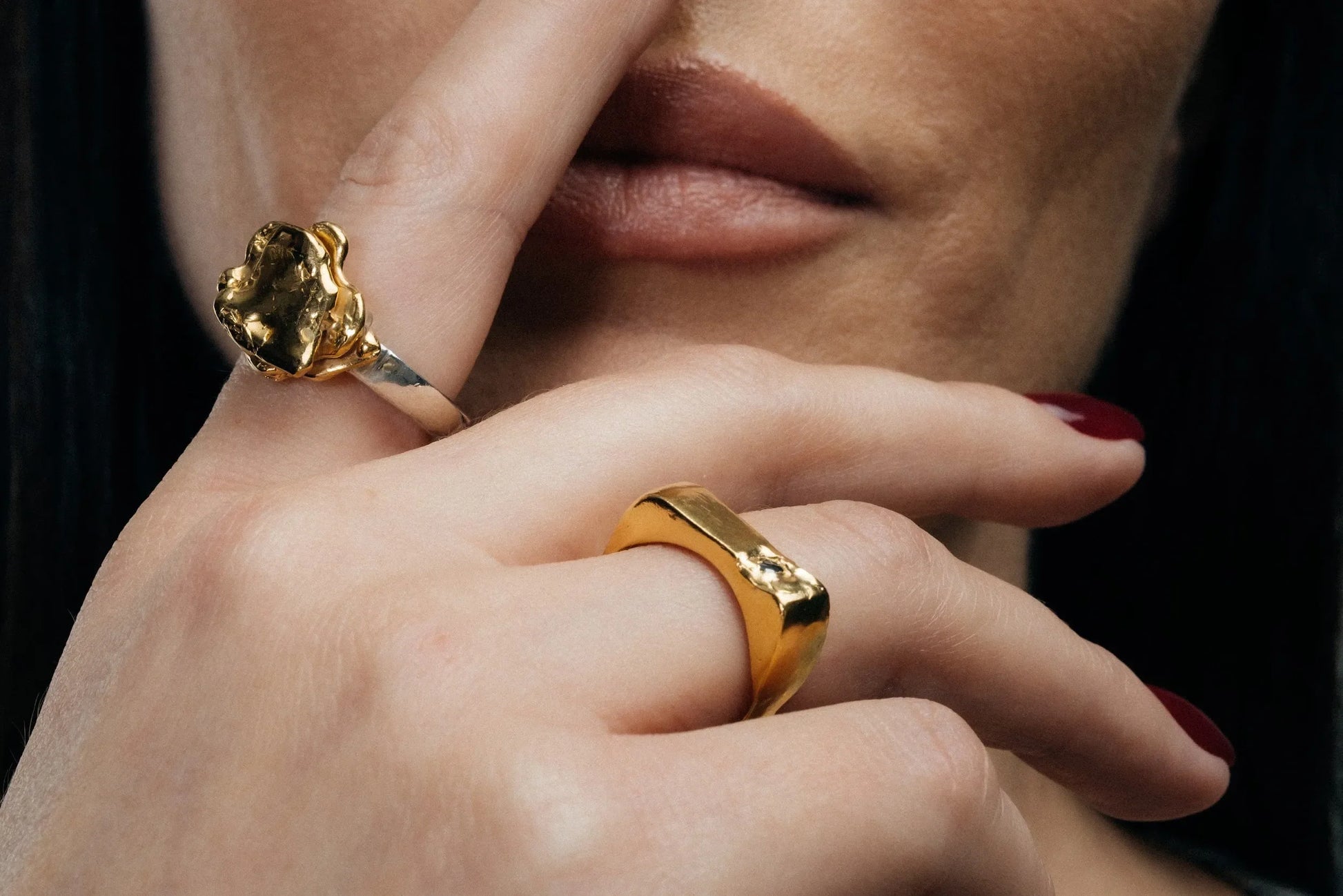 Handmade "Flower" ring luxury jewelry, premium metal, luxurious look, front view