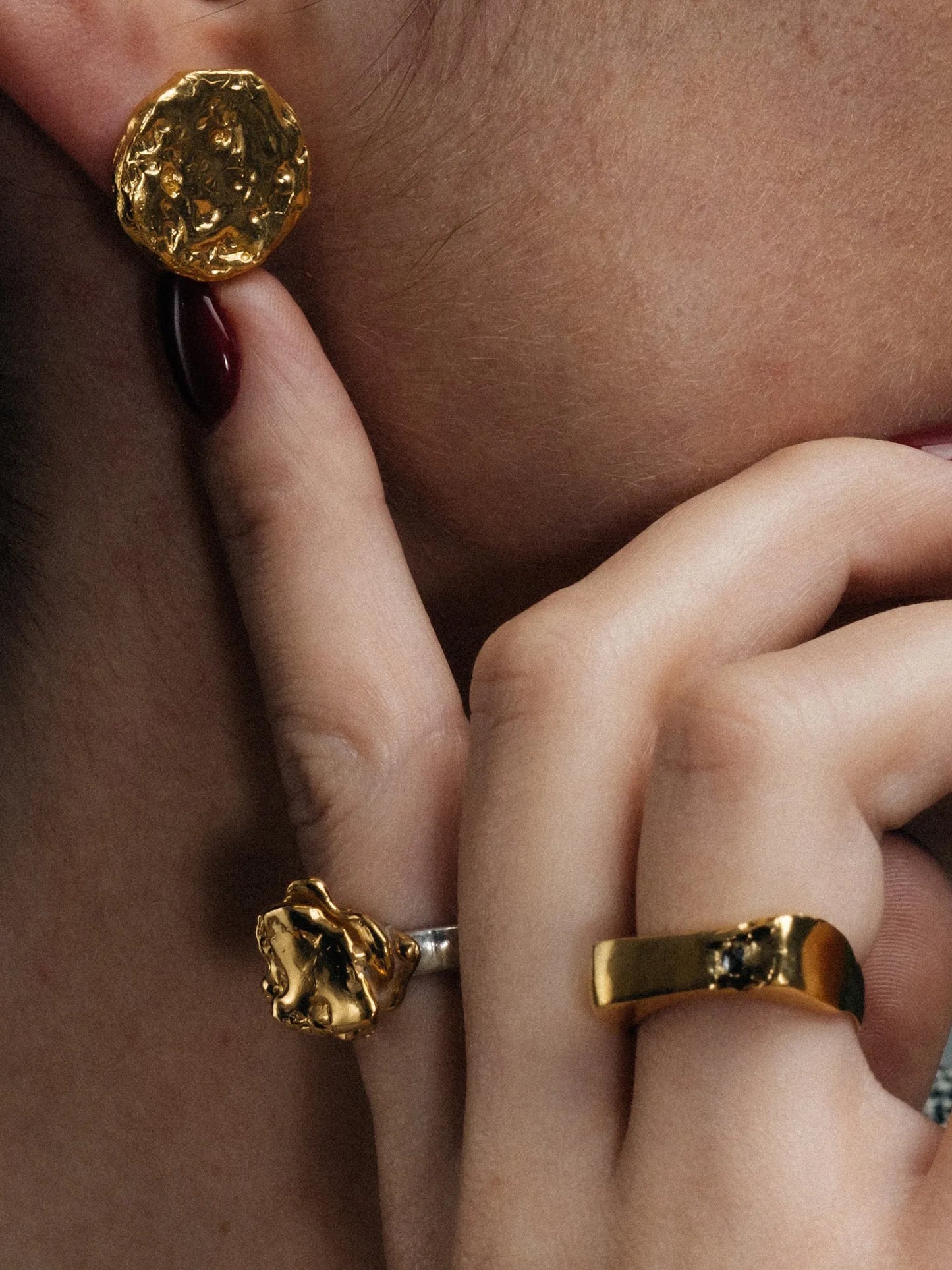 Grain Circle Stud Earrings artisan crafted ring in premium metal, timeless style, lifestyle shot