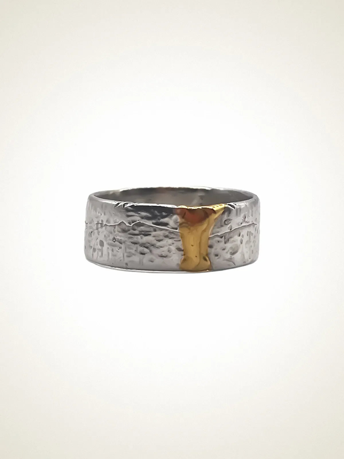 Handmade Strata Ring luxury jewelry, Patina, luxurious look, front view