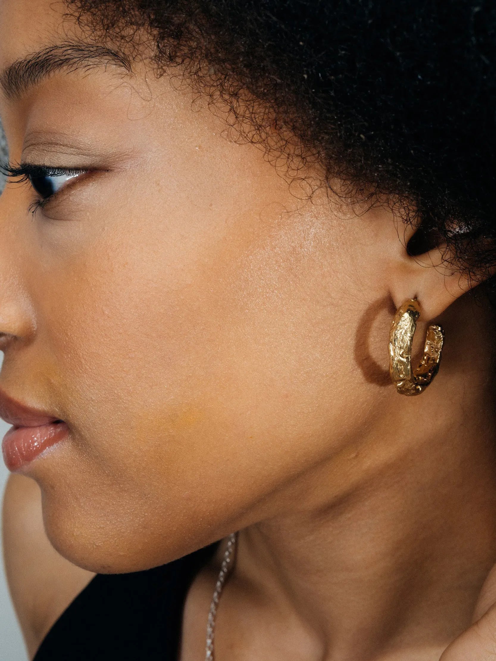 Handmade Hoop Earrings luxury jewelry, premium metal, luxurious look, front view