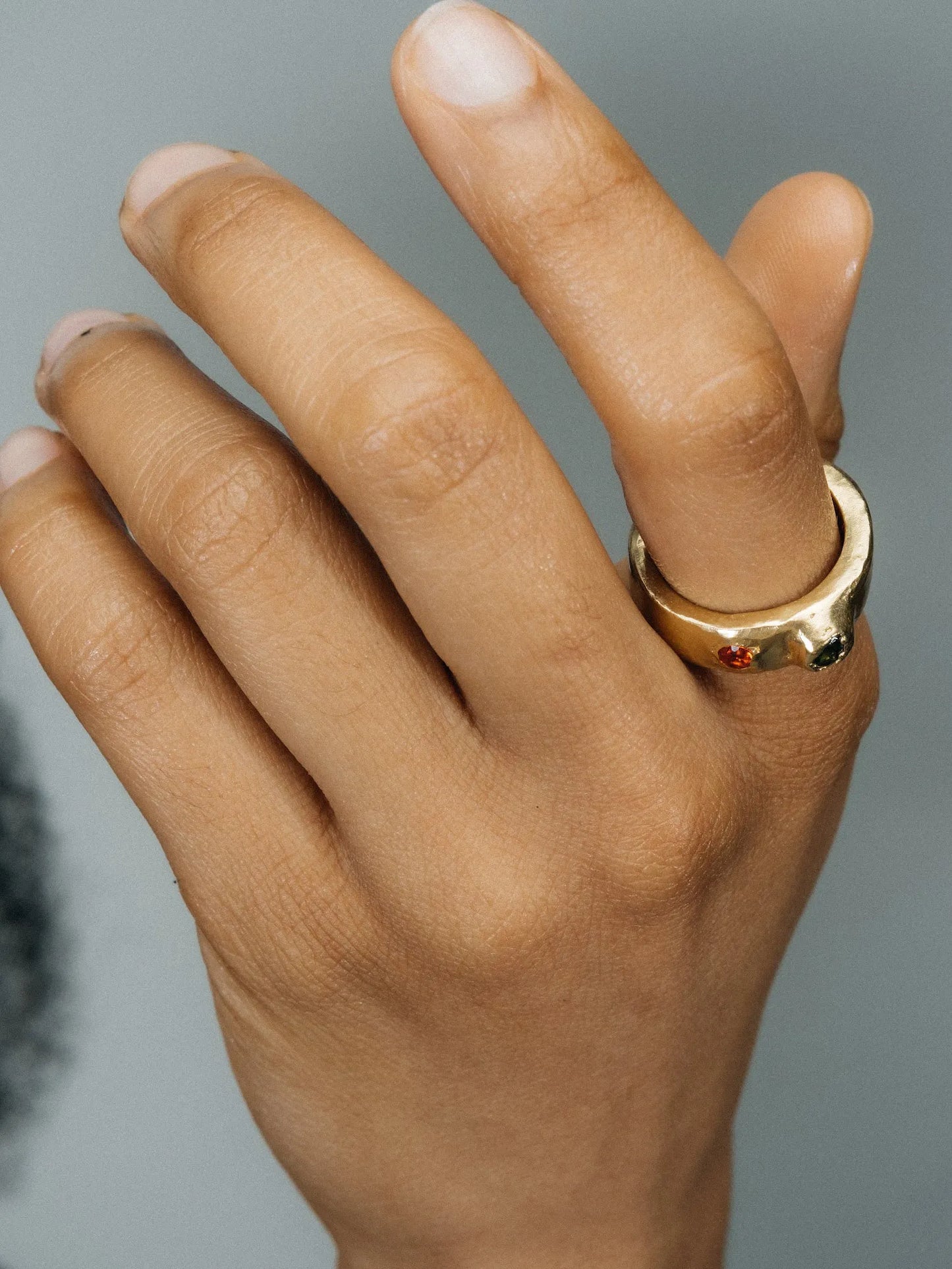 Handmade Thickems Band Gem Ring luxury jewelry, premium metal, luxurious look, front view