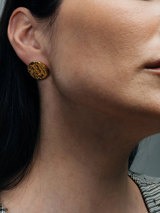 Grain Circle Stud Earrings handmade luxury ring, premium metal finish, sophisticated style, close-up