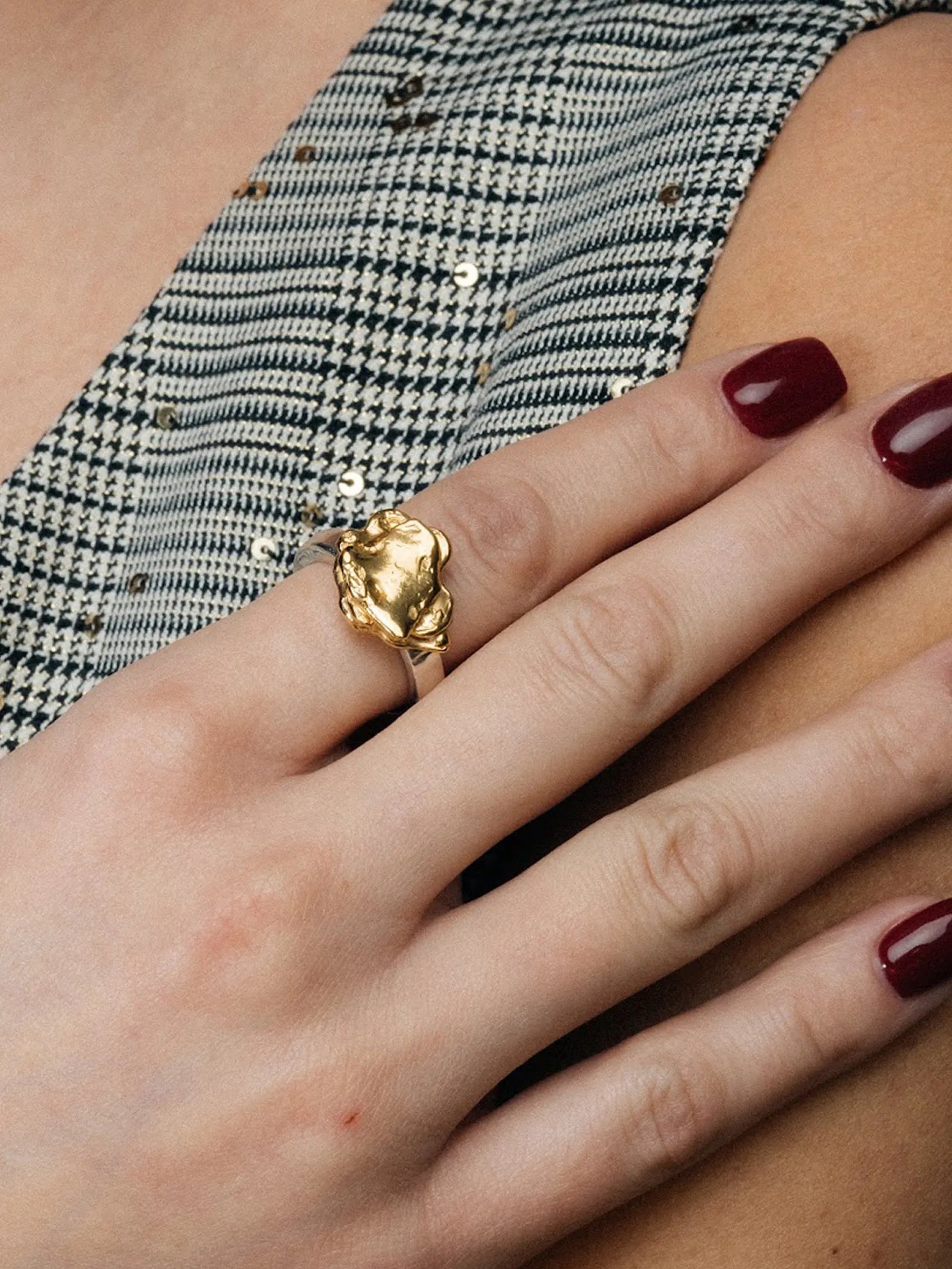 "Flower" ring handmade luxury ring, 18ct Gold Vermeil finish, sophisticated style, close-up