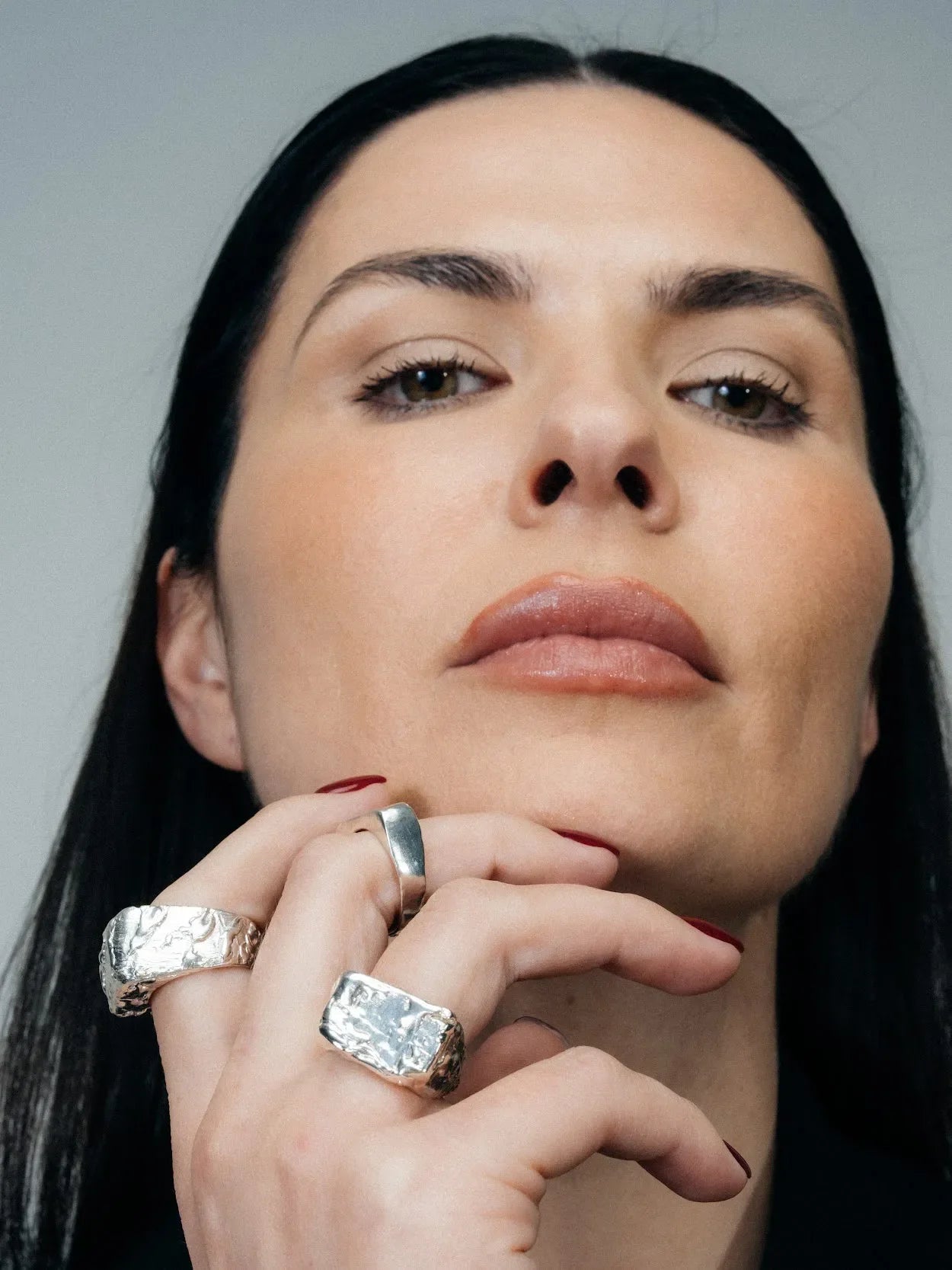 Premium Rosa Signet Ring handmade in Patina, sophisticated look, worn view