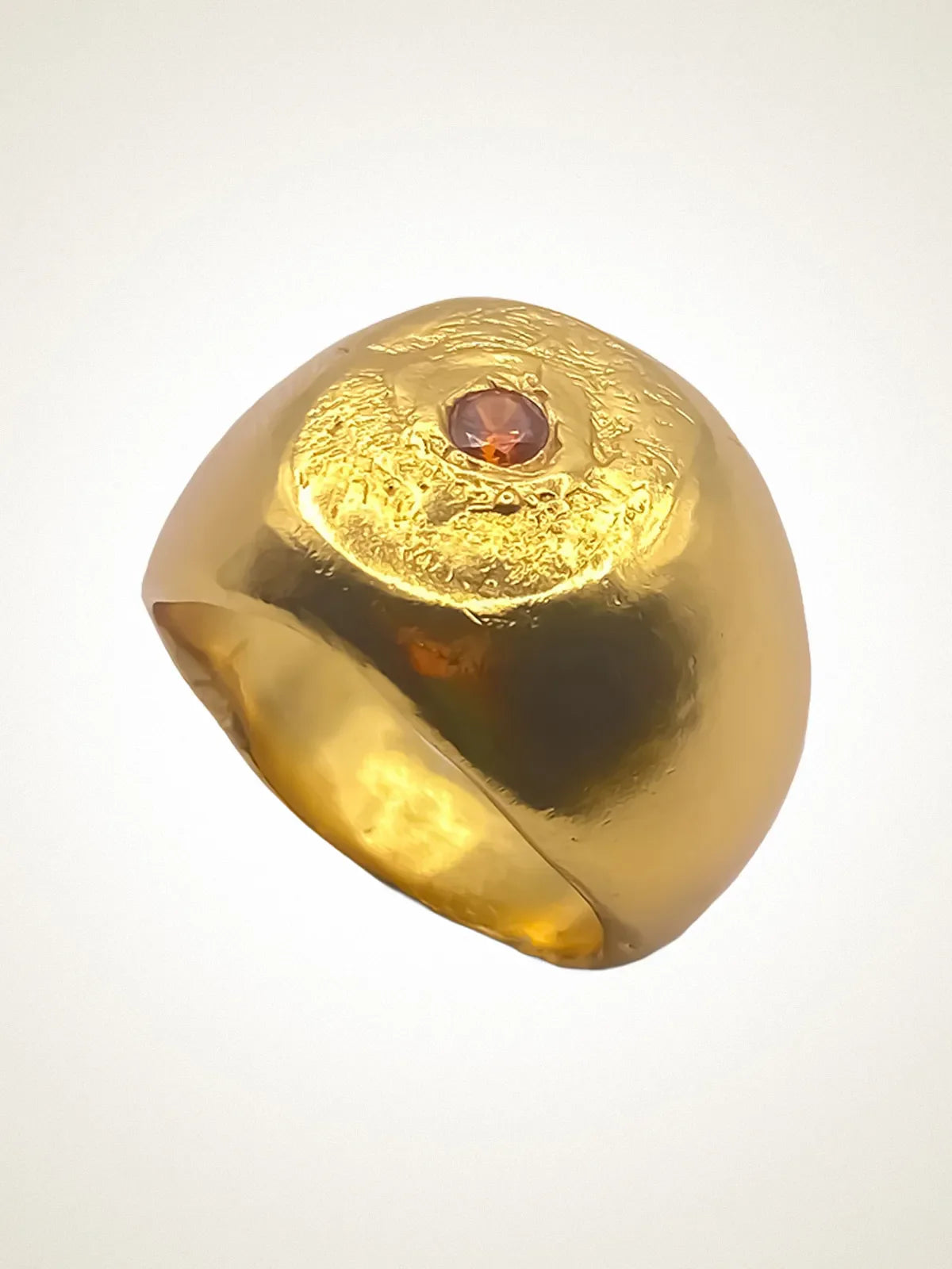 Handcrafted Round Signet Gem Ring in 18ct Gold Vermeil, artisan jewelry, geometric design