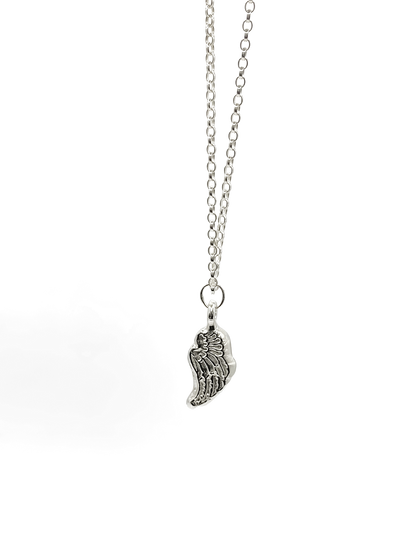 Simple display of Angel Wing Pendant, guardian 11:11 gold or silver free shipping