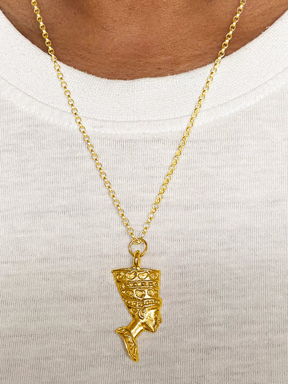 Handcrafted Nefertiti pendant in gold with intricate detailing of Egypt’s queen and her regal presence MOCA Jewellery