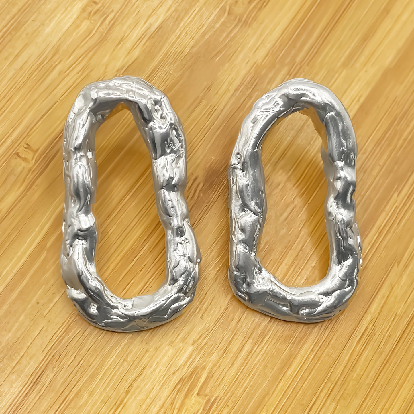 Pair of Flow Loop Earrings with sculptural texture, elegant and minimal, gold or silver, free shipping