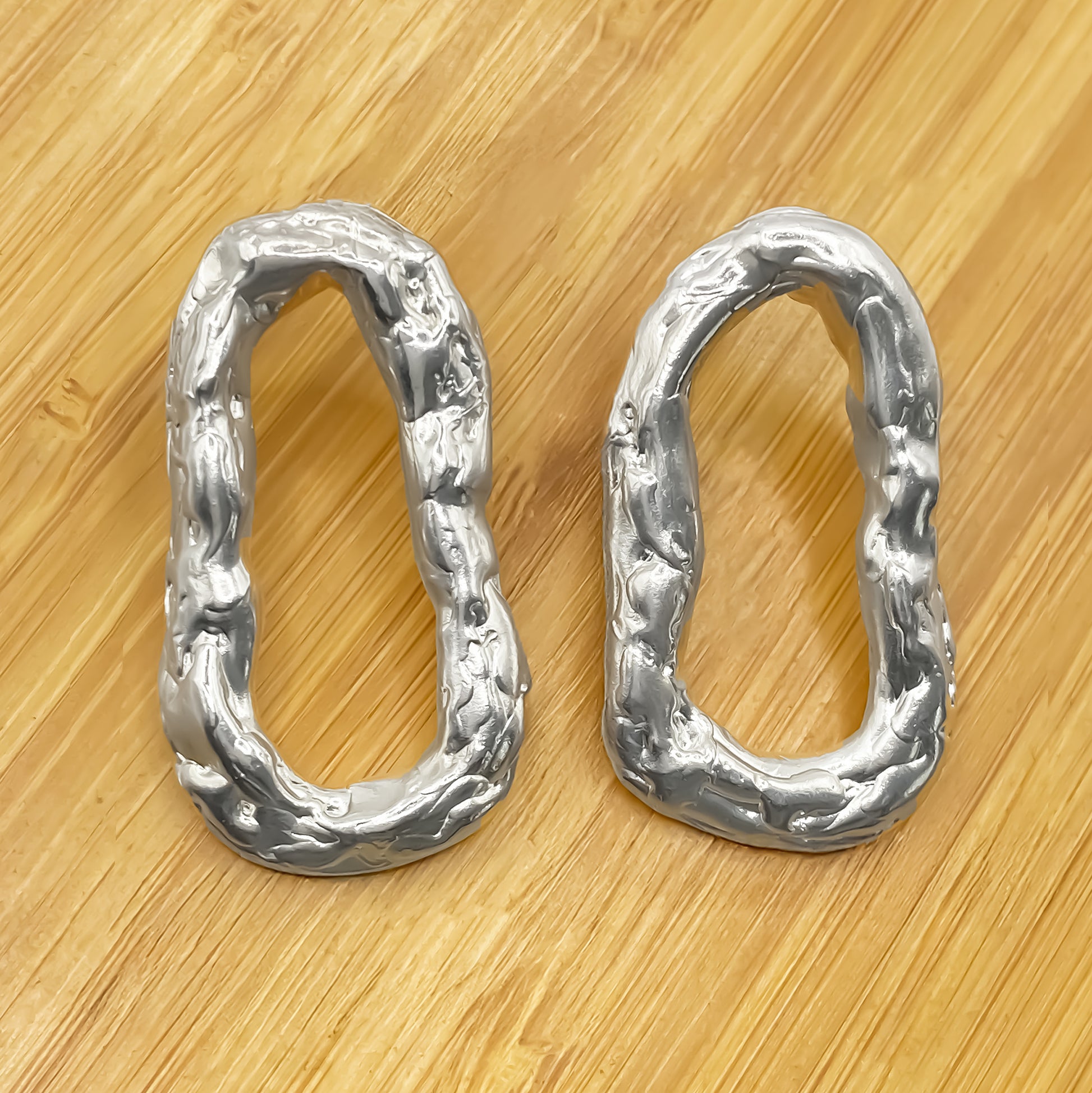 Pair of Flow Loop Earrings with sculptural texture, elegant and minimal, gold or silver, free shipping