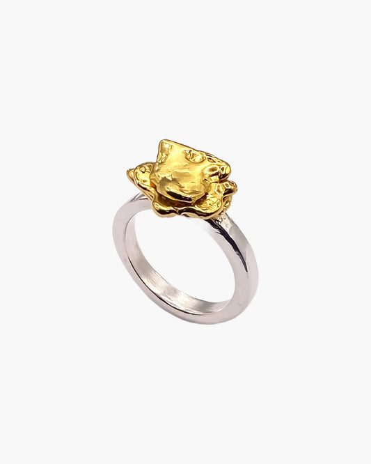 Handcrafted "Flower" ring in Sterling silver, artisan jewelry, elegant design