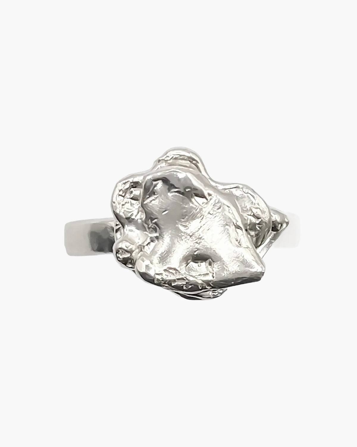Sterling silver Flower Ring, close-up of the flower