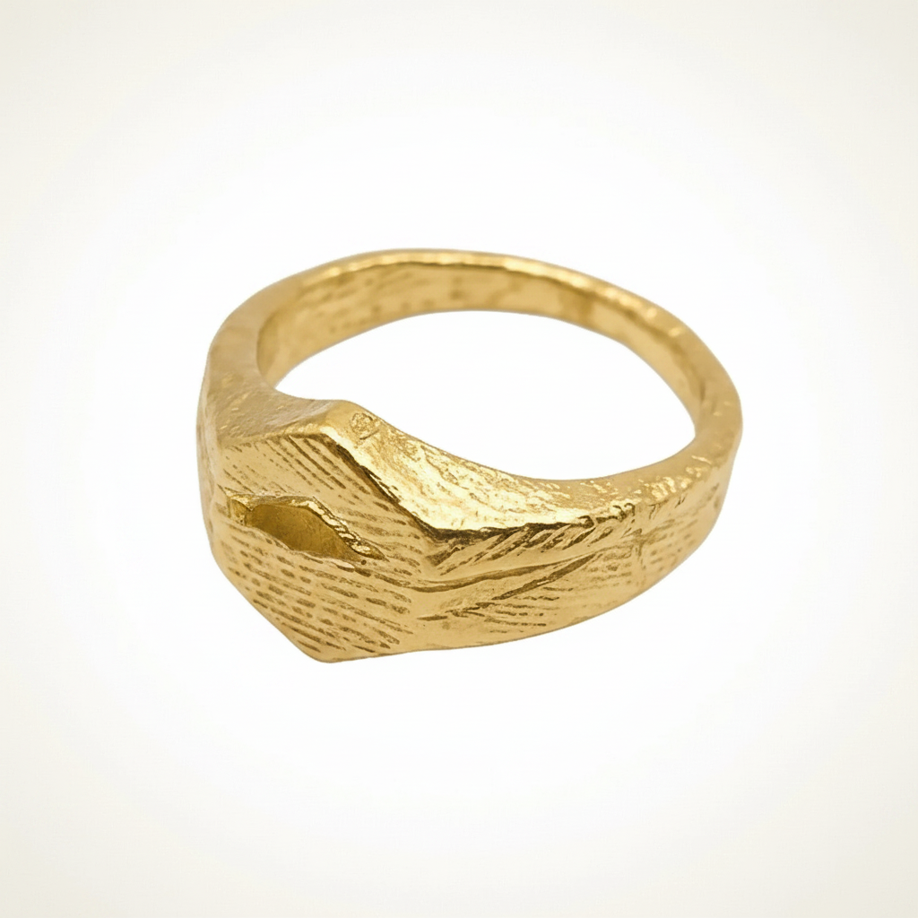 Cuttle Signature Ring