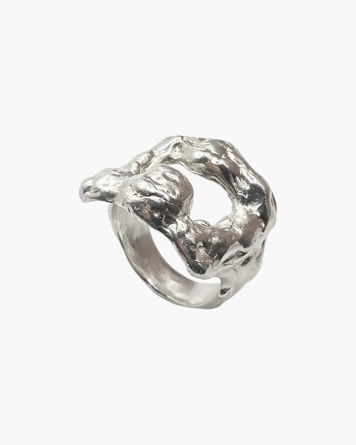 Handcrafted Mask Ring in 18ct Gold Vermeil, artisan jewelry, elegant design, detailed view