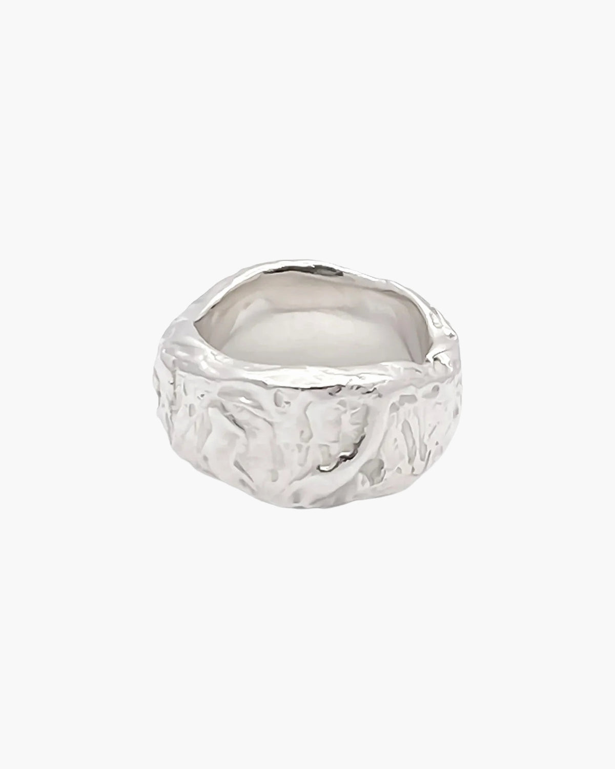 Tessy's Ring artisan designer ring in 18ct Gold Vermeil, chic style, different perspective